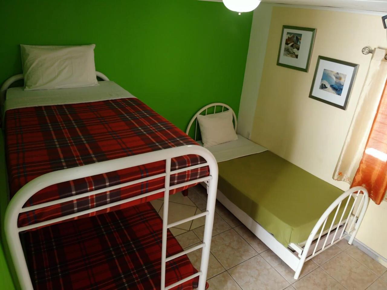 Hostel Room Aruba Oranjestad Exterior photo